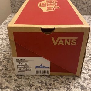 Brand new never worn Vans